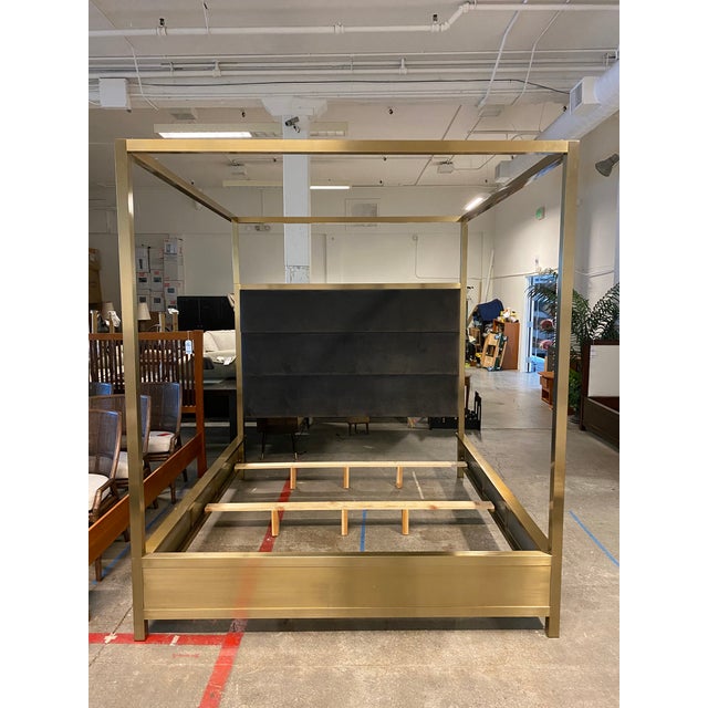 California King Size Universal Furniture Modern Harlow Canopy Bed