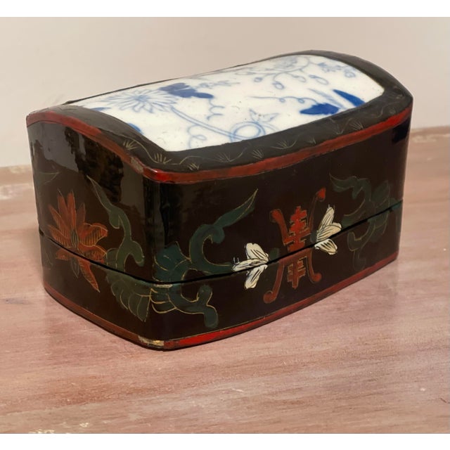 Chinoiserie 19th C. Chinese Pottery Shard Painted Enamel Box For Sale - Image 3 of 9