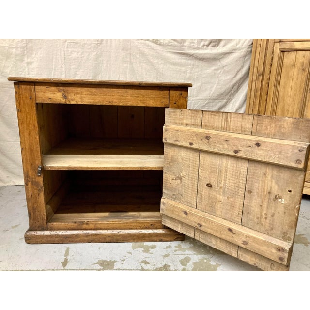 English 19th Century English Pine Cupboard For Sale - Image 3 of 9