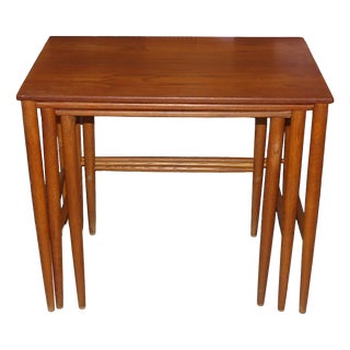 Scandinavian Teak Nesting Tables by Bertil Fridhagen for Bodafors, 1960s, Set of 3 For Sale