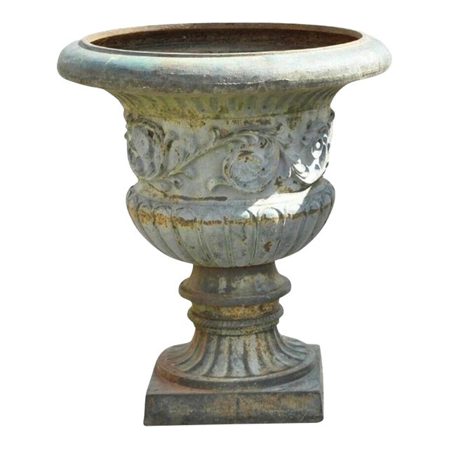 Late 20th Century French Classical Style Cast Iron 28" Garden Campana Urn Outdoor Planter Pot For Sale