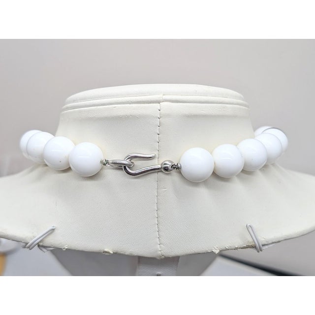 Metal Vintage 1980s Kunio Matsumoto for Trifari Modernist Resin Necklace, Ad Piece For Sale - Image 7 of 12