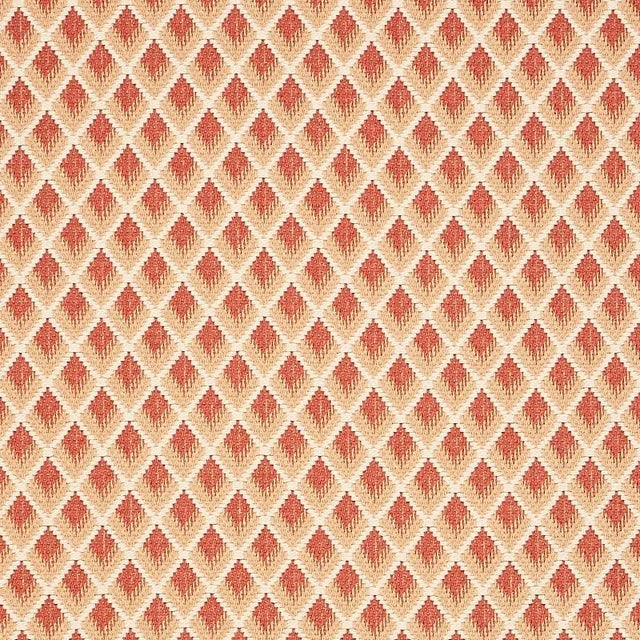 A stylish three-color pattern that's endlessly versatile. Sold in a 2-yard minimum Content: 100% Cotton Horizontal Repeat:...