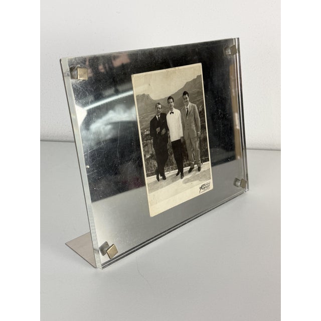 Mid-century Italian steel and acrylic glass photo frame, 1970s Intact and in good condition, 29 cm wide, 22 cm high, and 7...