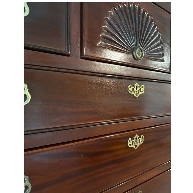 1980s Vintage Chippendale Style Mahogany Highboy Chest on Chest With Carved Bonnet Top & Working Keys For Sale - Image 5 of 12