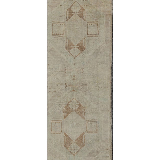 Mid 20th Century Vintage Oushak Turkish Runner With Ivory, Taupe and Light Brown and Faint Green For Sale - Image 5 of 6