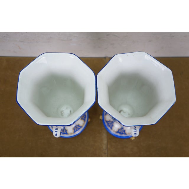 Mid 20th Century 2 Jb Hirsch Corsi Italian Blue & White Floral Porcelain Mantel Vases Urns 9" For Sale - Image 13 of 16