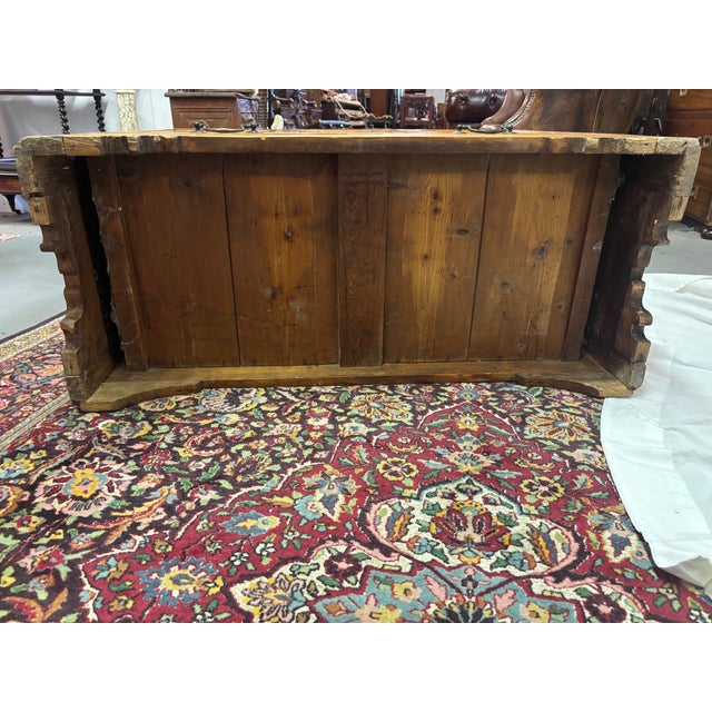 English Pine Blanket Chest, 19th Century For Sale - Image 17 of 17