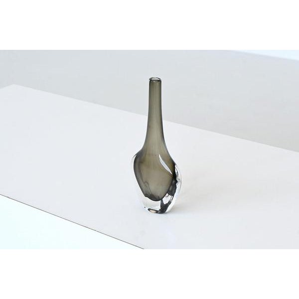 Orrefors Black Glass Sommerso Vase by Nils Landberg for Orrefors, Sweden, 1950s For Sale - Image 4 of 12