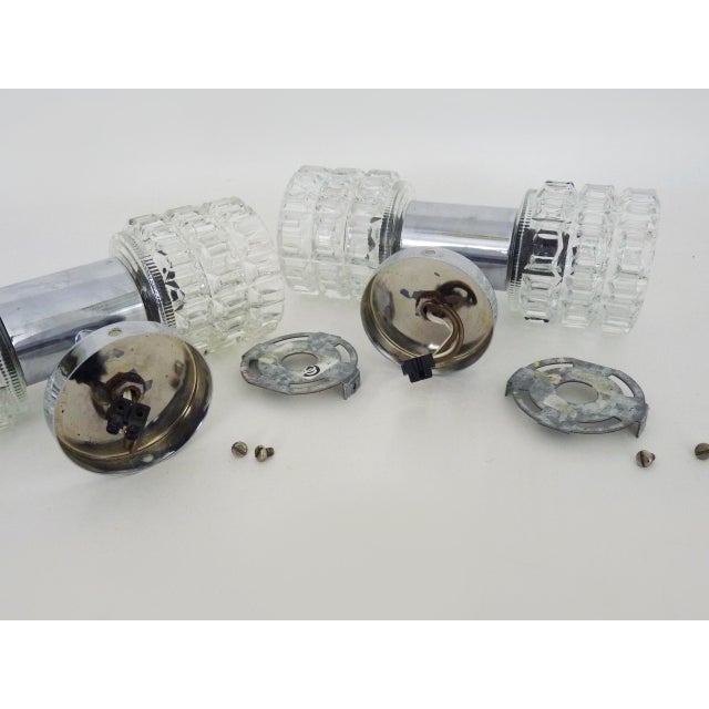 Silver Space Age Double-Light Wall Sconces in Chrome-Plated Metal and Diamond Glass, 1970s, Set of 2 For Sale - Image 8 of 9