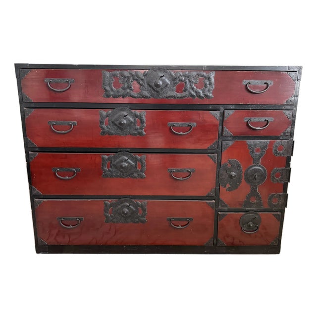 Vintage Japanese Isho-Dansu Tansu Chest – Traditional Clothing/Kimono Chest With Ornate Iron Hardware For Sale