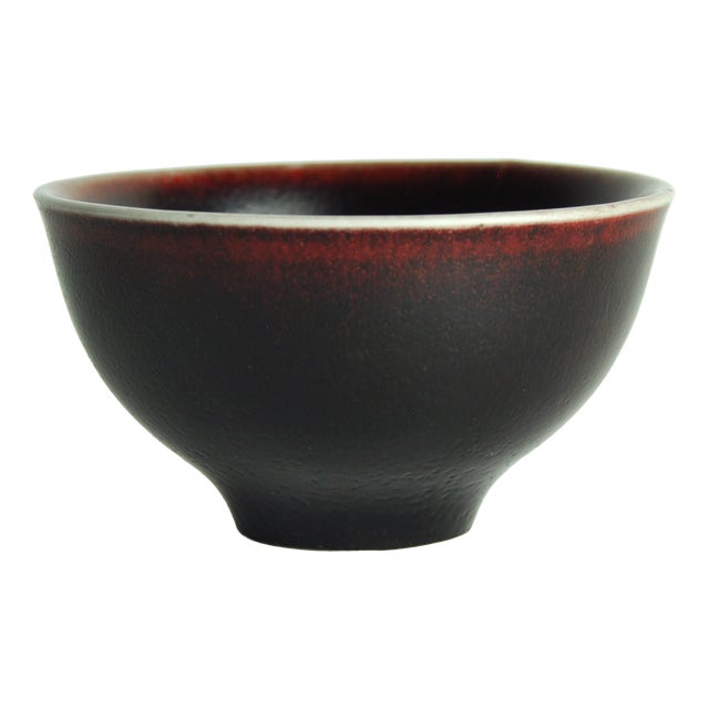Oxblood Glazed Bowl by Gerd Bøgelund for Royal Copenhagen, Denmark, 1960s For Sale
