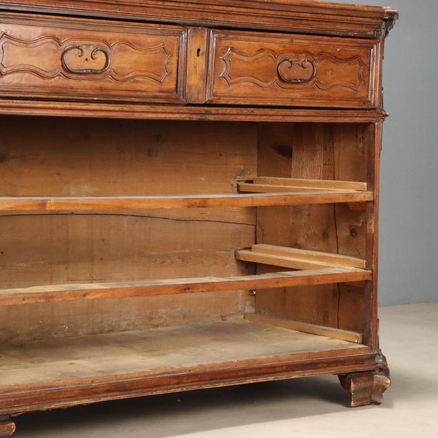 Early 18th Century Baroque Walnut Canterano For Sale - Image 11 of 14