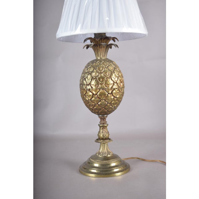 Gold-Toned Pineapple Table Lamp with White Pleated Shade, 1950s For Sale - Image 10 of 15