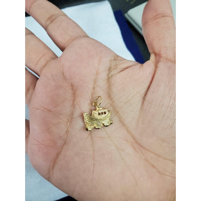 ♥ Product Summary ♥ Metal: 14K Yellow Gold Weight: 2 grams Dimensions: 15mm x 15mm without bail