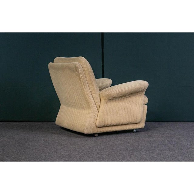 Wood Mid-Century Beige Fabric Chair For Sale - Image 7 of 18