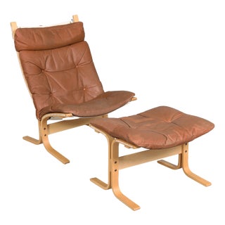 Set of Cognac Leather Highback Siesta Chair and Ottoman by Ingmar Relling for Westnofa, 1970s For Sale
