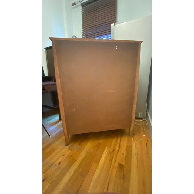 1980s Baronet Solid Maple 5-Drawer Chest / Mid-Century Modern Dresser For Sale - Image 4 of 11