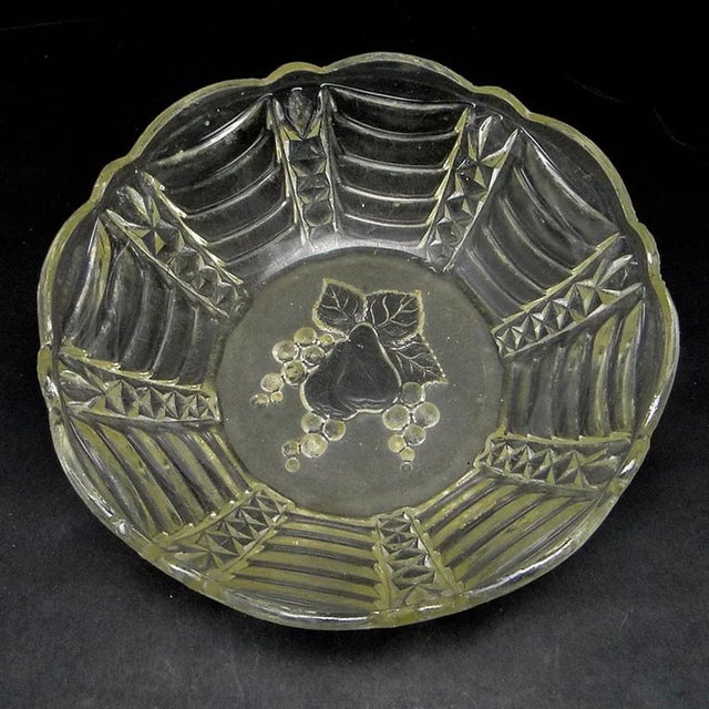 Art Deco Bowl attributed to Hortensja Glassworks For Sale - Image 4 of 6