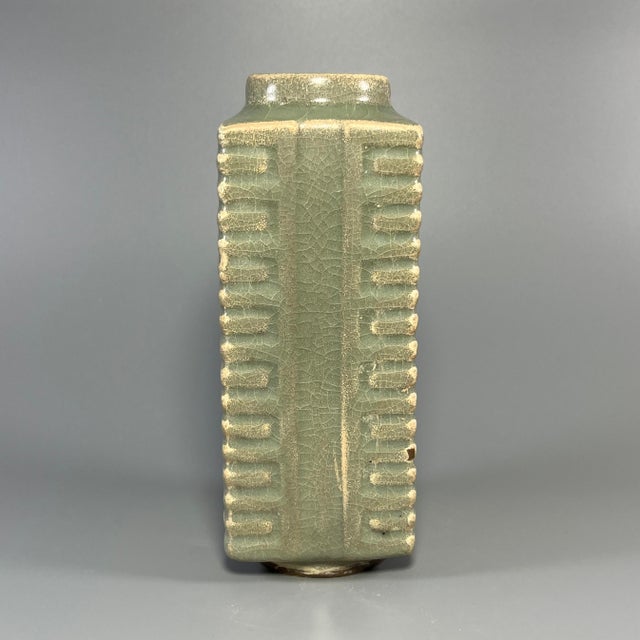 Vintage‑Style Chinese Longquan Celadon Cong‑Shape Square Vase For Sale - Image 4 of 6