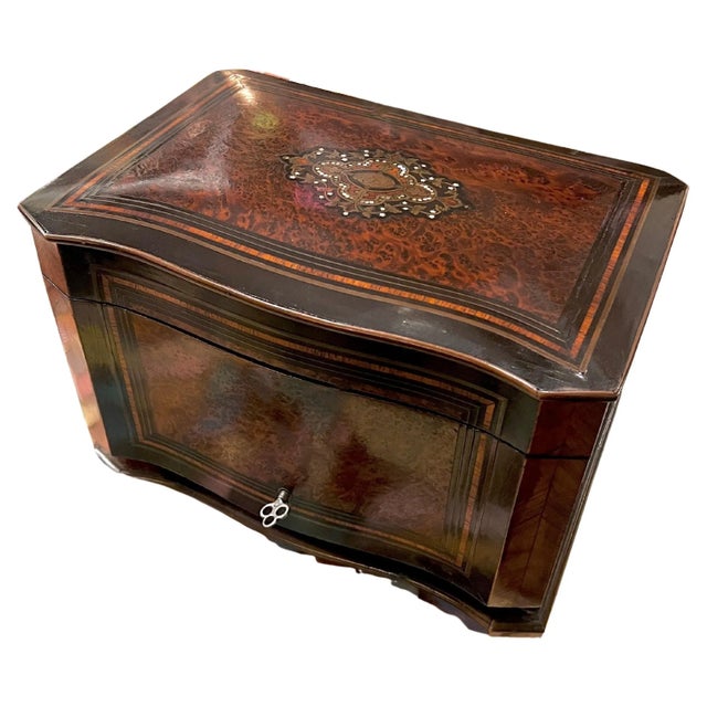 A very prestigious example of fine craftsmanship, a Cigar or 420 Cellar with four drawers, totaling places for 48 cigars...