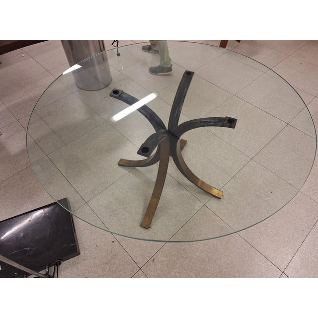 Dining Table Model T69 in Brass-Plated Iron by Eugenio Gerli and Osvaldo Borsani for Tecno, 1970s For Sale - Image 9 of 13