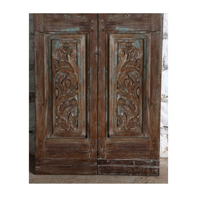 Mid-Century Modern Antique Floral Hand-Carved French Doors | Reclaimed Wood Hinged or Sliding Barn Doors 80x28 For Sale - Image 3 of 5