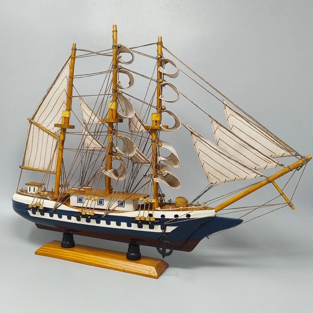Mid-Century Modern Circa Victoria 1828 Model Ship, England, 1970s For Sale - Image 3 of 9
