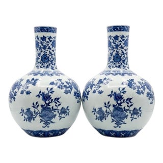 Pair of Vintage Blue & White Porcelain Globular Vases Chinoiserie Pomegranate & Floral Bott For Sale