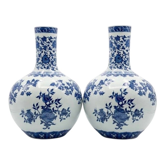 Pair of Vintage Blue & White Porcelain Globular Vases Chinoiserie Pomegranate & Floral Bott For Sale