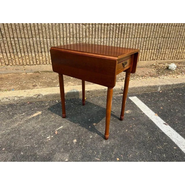 Mid 20th Century Mid 20th Century Pair of Vintage American Traditional Style Solid Cherry with 1 Drawer Pembroke Drop Leaf Tables For Sale - Image 5 of 11