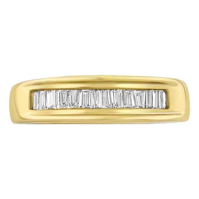 5MM Baguette Channel Diamond Wedding Band 14k Yellow Gold, Size 9 For Sale