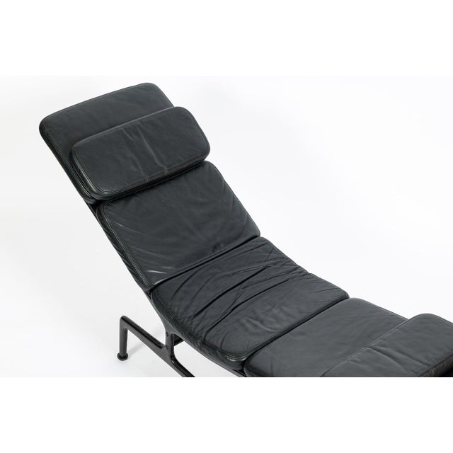 Vintage Mid-Century Eames Es106 Billy Wilder Chaise Lounge for Herman Miller For Sale - Image 11 of 18