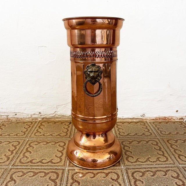 Vintage Copper Umbrella Stand with Lion Handles, 1950s For Sale - Image 10 of 10