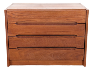 Vintage Chest of Drawers in Teak