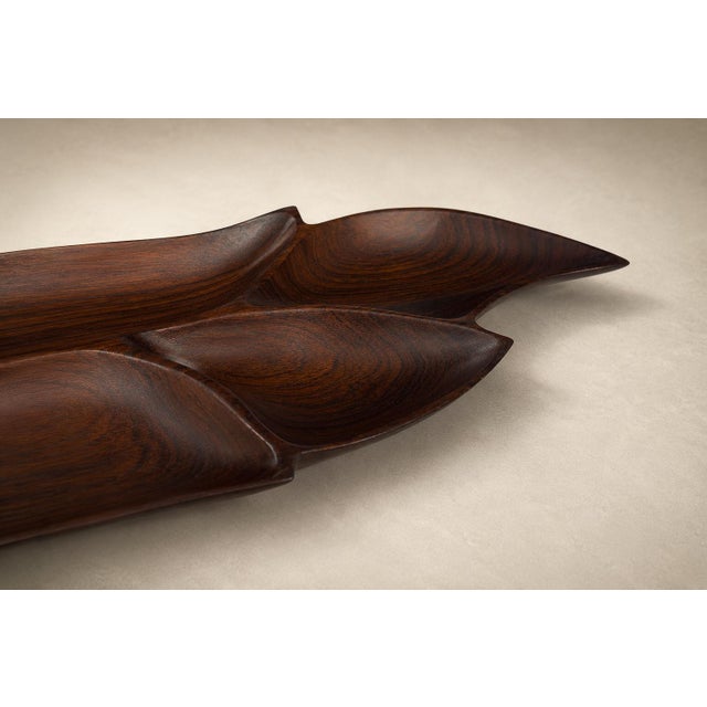 1960s 1960s Brazilian Rosewood Leaf-Form Serving Tray / Sculptural Organic Modern Hand-Carved Tray / Mid-Century Decorative Serving Piece For Sale - Image 5 of 12