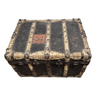 Authentic Late 19th-Century Dome-Top Steamer Trunk For Sale