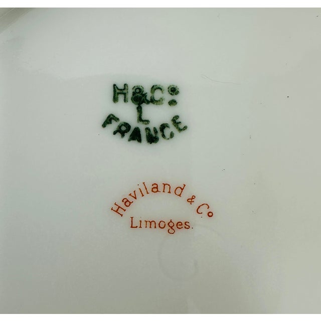 Set of 4 Antique Haviland Limoges Saucers | Schleiger 453d Violets & Daisies Pattern | French Porcelain 1888-1896 For Sale - Image 9 of 10