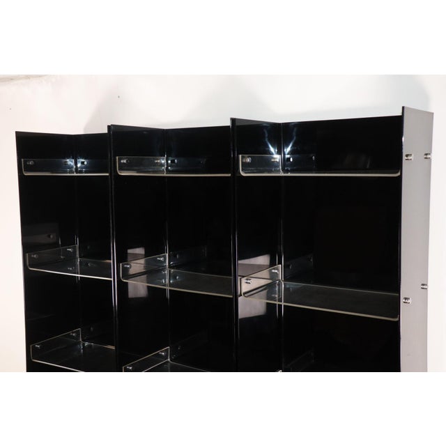 Vintage Space Age Bookcase in Black and Clear Acrylic Glass, 1970s For Sale - Image 4 of 18