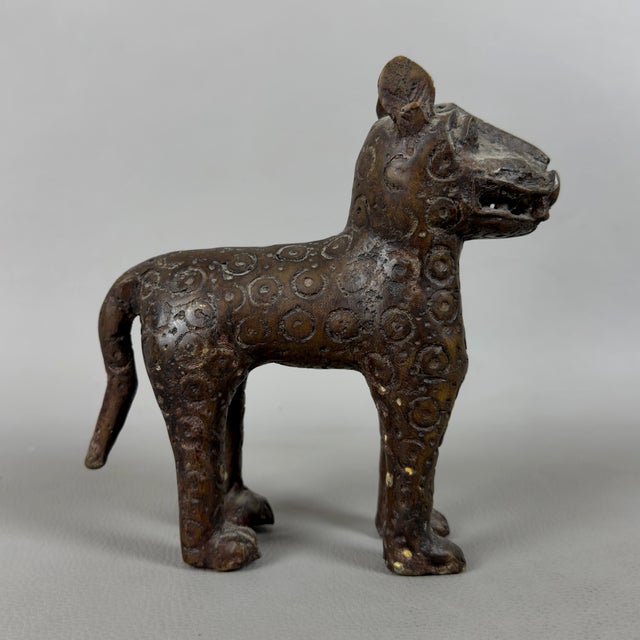 Vintage 20th Century African Tribal Art Bronze Leopard Statue, Nigeria For Sale - Image 11 of 11
