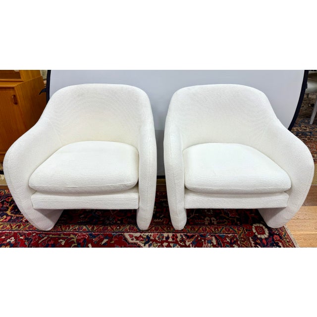 Mid-Century Modern Pair of Mid Century White Club Chairs For Sale - Image 3 of 6