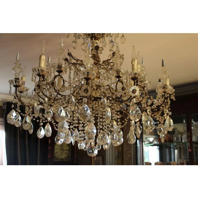 Rococo 19th Century Italian Neoclassical Giltwood and Crystal Chandelier For Sale - Image 3 of 18