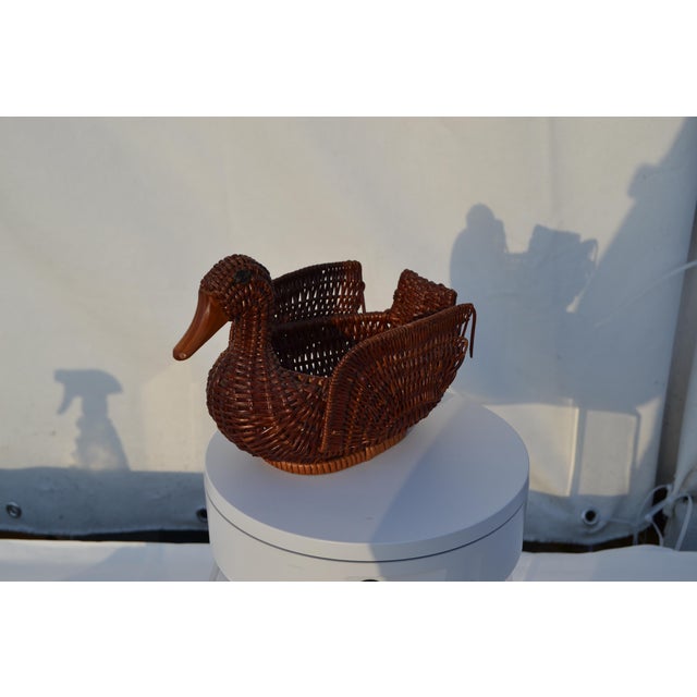 Duck is in pretty good condition. One piece is loose, but it can easily be broken off or left as is. Doesn’t affect the...