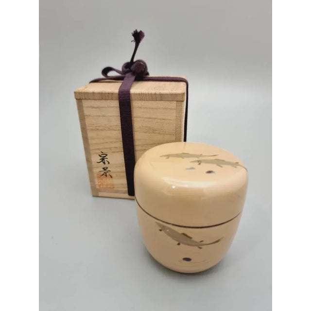 Vintage Japanese Netsuke Matcha Conatiner with Maki-E Lacquer in Cream Colour with Sleek Salmons and Decorative Inlay,...