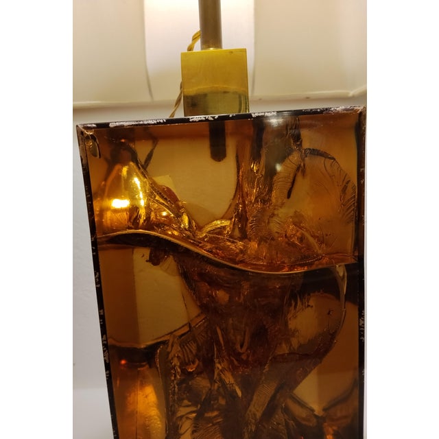 Large Table Lamp in Fractal Resin and Brass, Italy, 1970s For Sale - Image 3 of 18