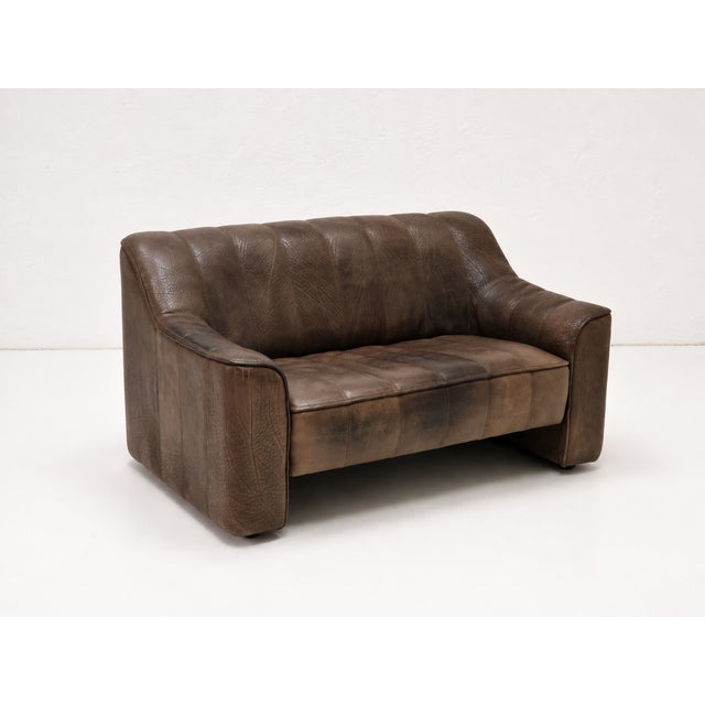 Mid-Century Modern DS 44 Two-Seater Sofa in Buffalo Brown Leather from de Sede, 1970s For Sale - Image 3 of 15