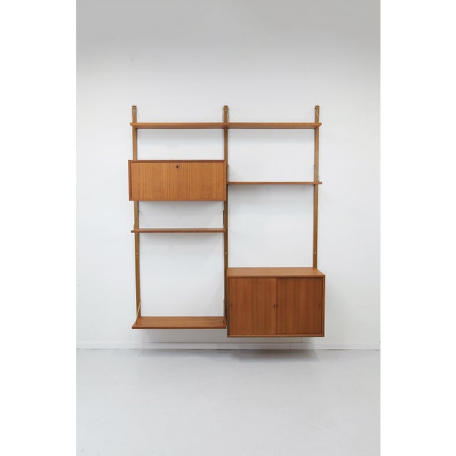 Royal System Shelving System in Teak by Poul Cadovius, 1960s, Set of 10 For Sale - Image 16 of 17