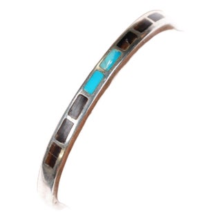 5.75" Older Zuni T-shell/turquoise channel inlay sterling cuff bracelet For Sale