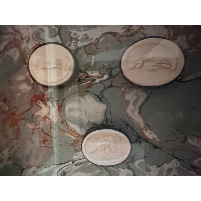 Grand Tour 1960s 8 Framed Behind Glass Shadow Box With Venetian Marblized Neoclassical Grand Tour Intaglios For Sale - Image 3 of 10