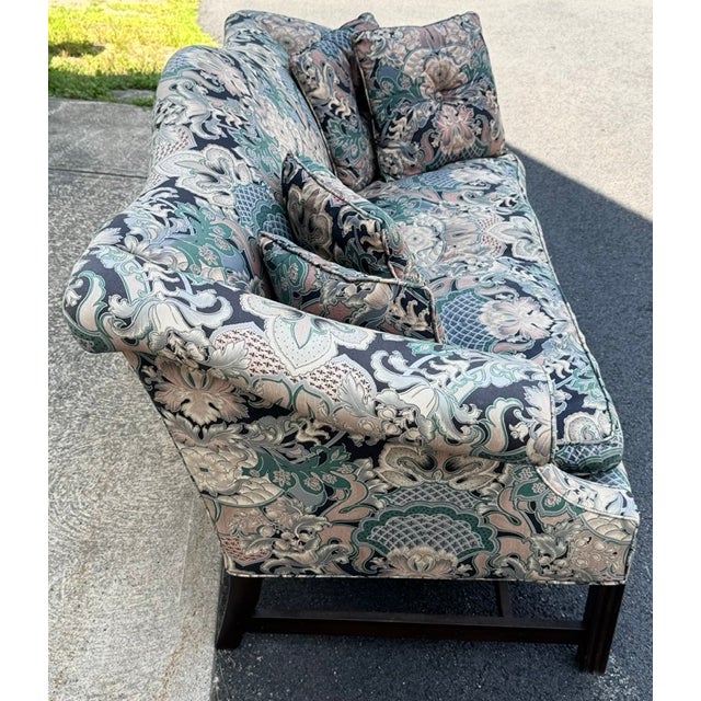 Late 20th Century Chippendale Style Camel Back Loveseat For Sale - Image 4 of 8